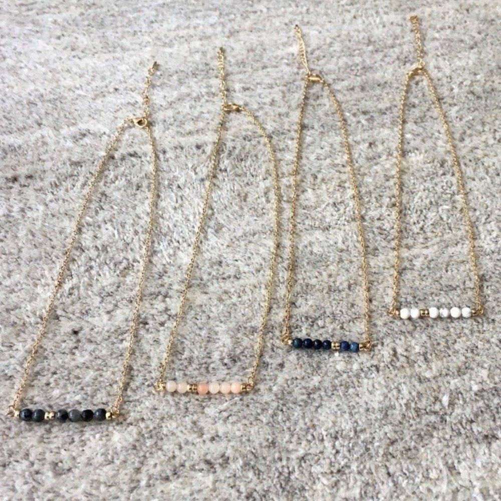 Pink Quartz Stone Bar Necklace Gold - Picture 3 of 3